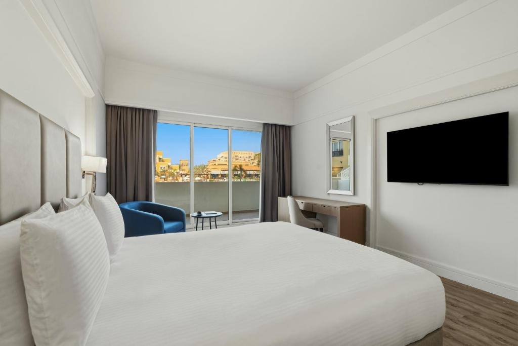 هتل ریکسوس باب البحر راس